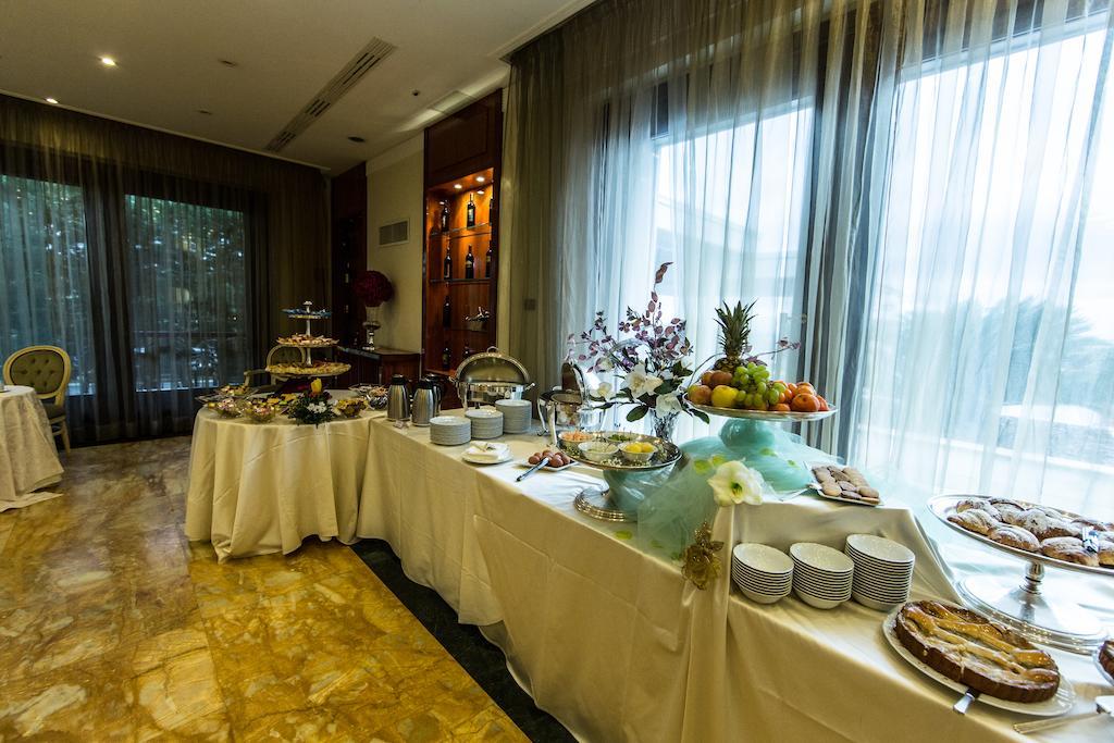 Hotel Lh Domus Caesari